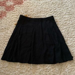 Flowy black high waist skirt